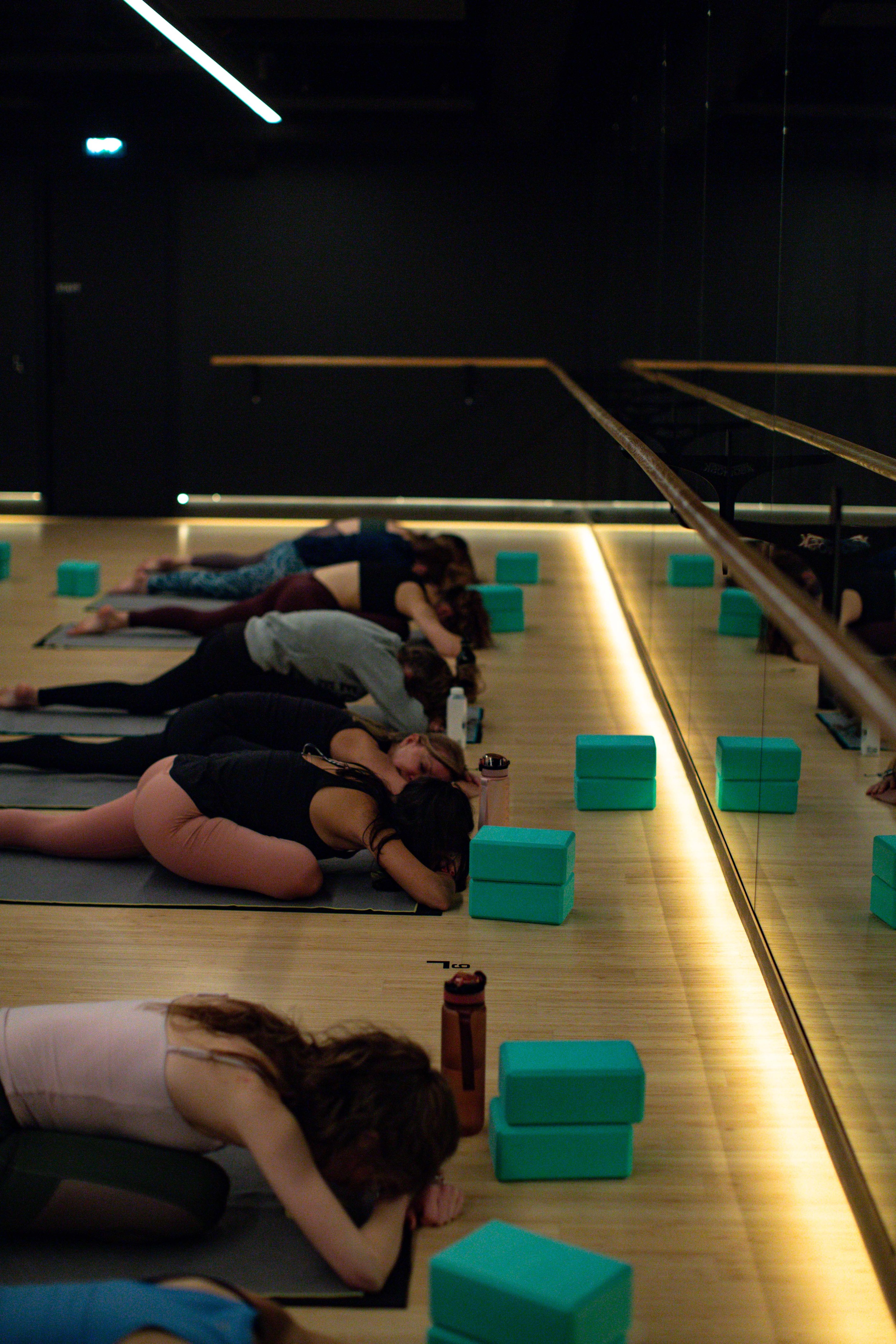 EqualYoga_Kaatstraat-onn-lighting-project-3