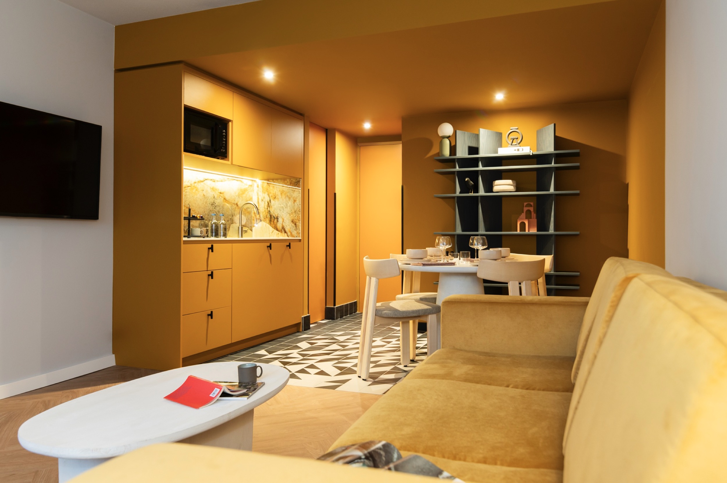 Hotel TRIBE ONN lighting