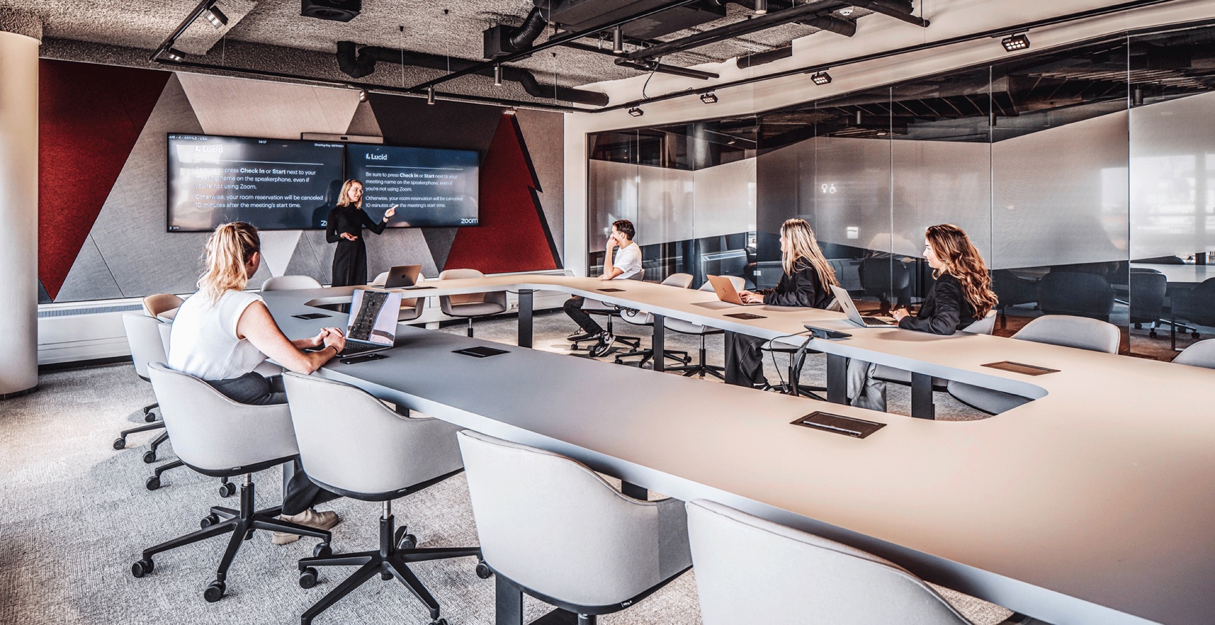 Lucid_software_Casper_Schwarz_Architects_meeting_003