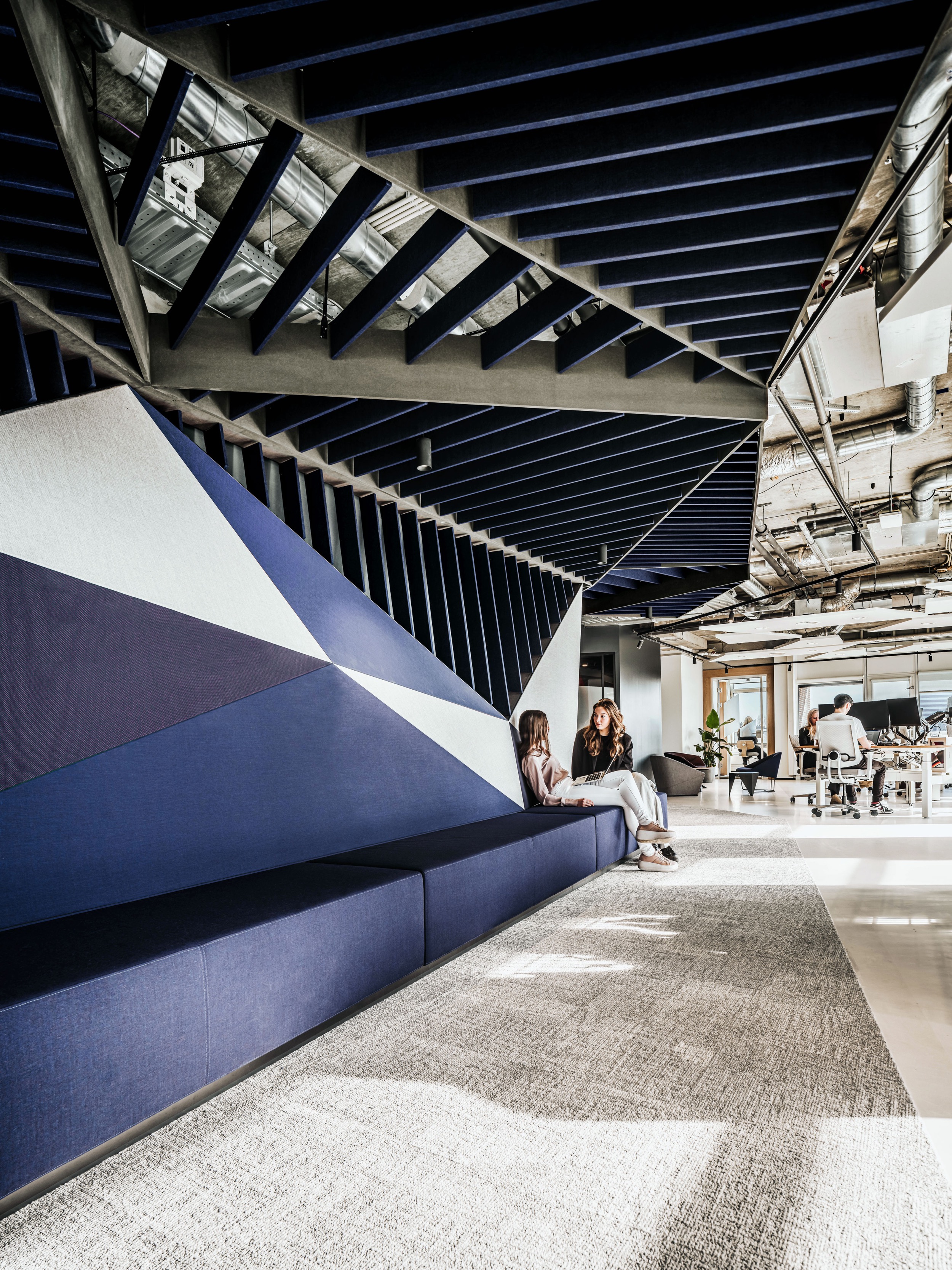 Lucidsoftware_Casper_Schwarz_Architects_bench02