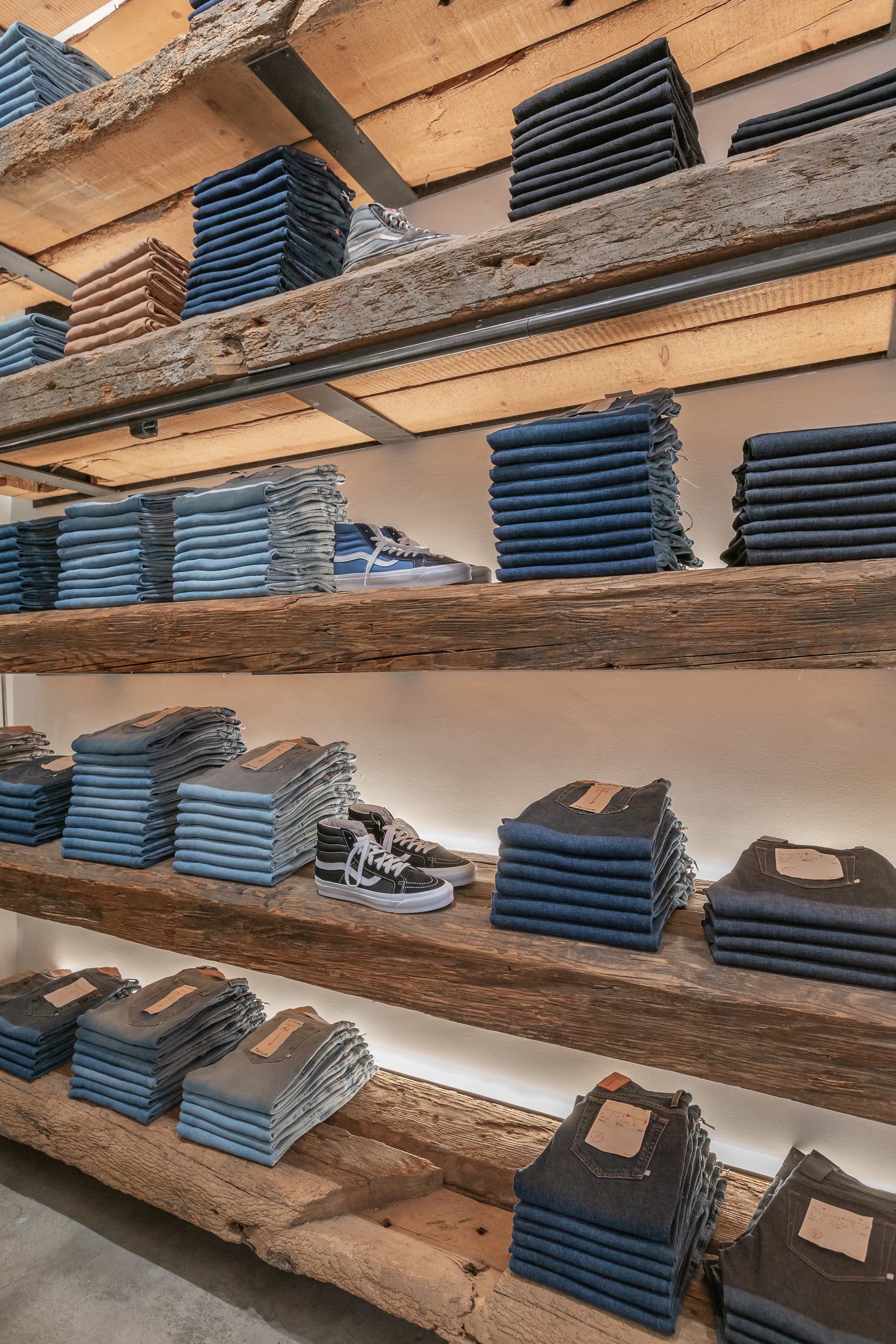 ONN-Lighting-Tenue-Utrechtsestraat-103-8