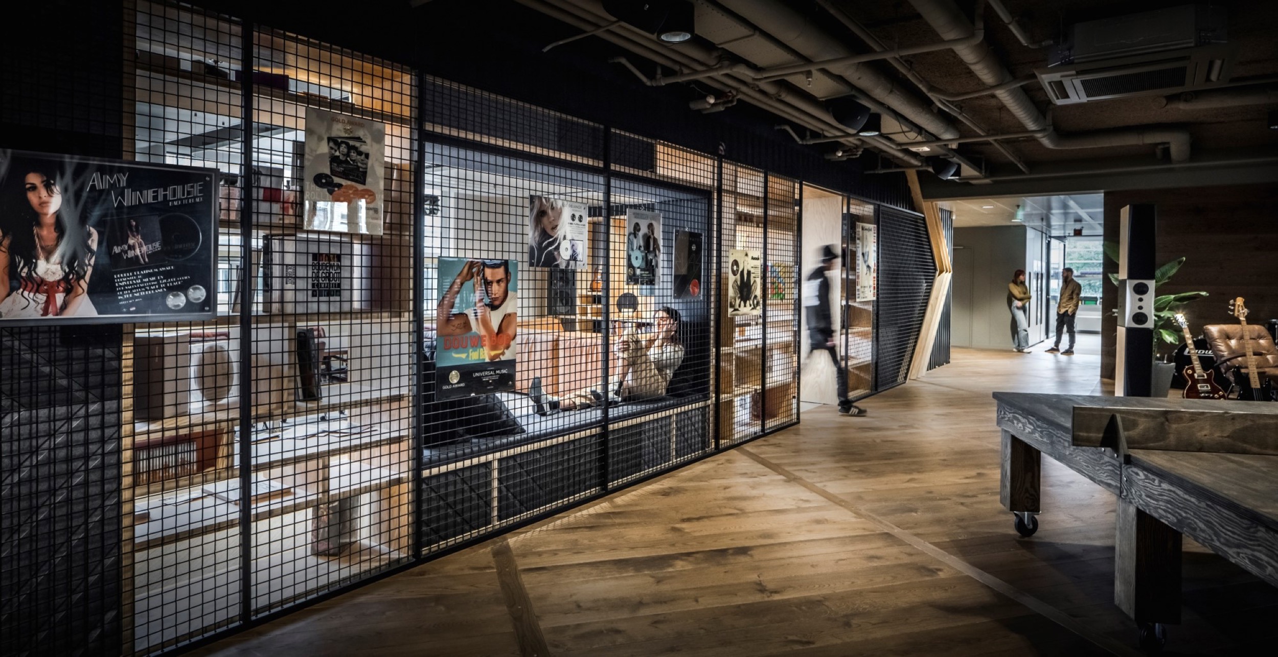 ONN Lighting Universal Music Group Casper Schwarz 1