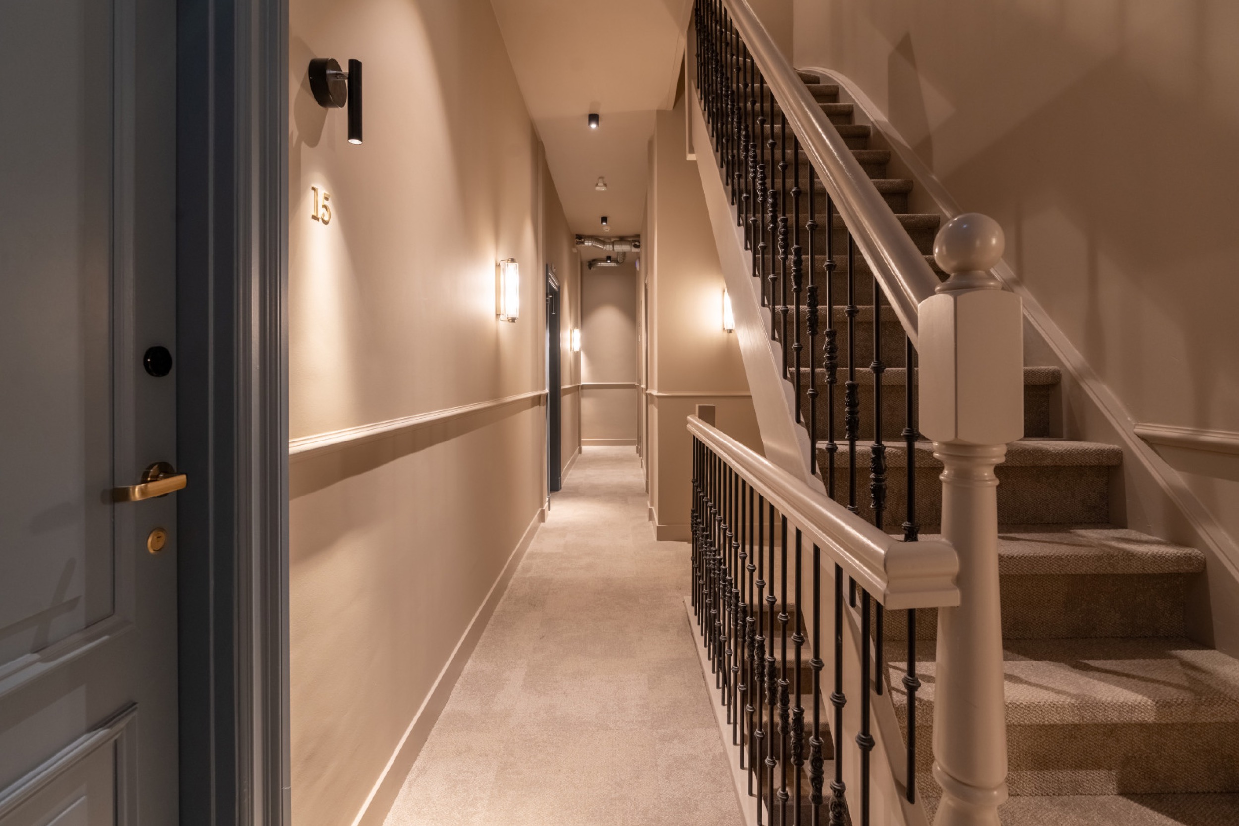 ONN Lighting malie house 8