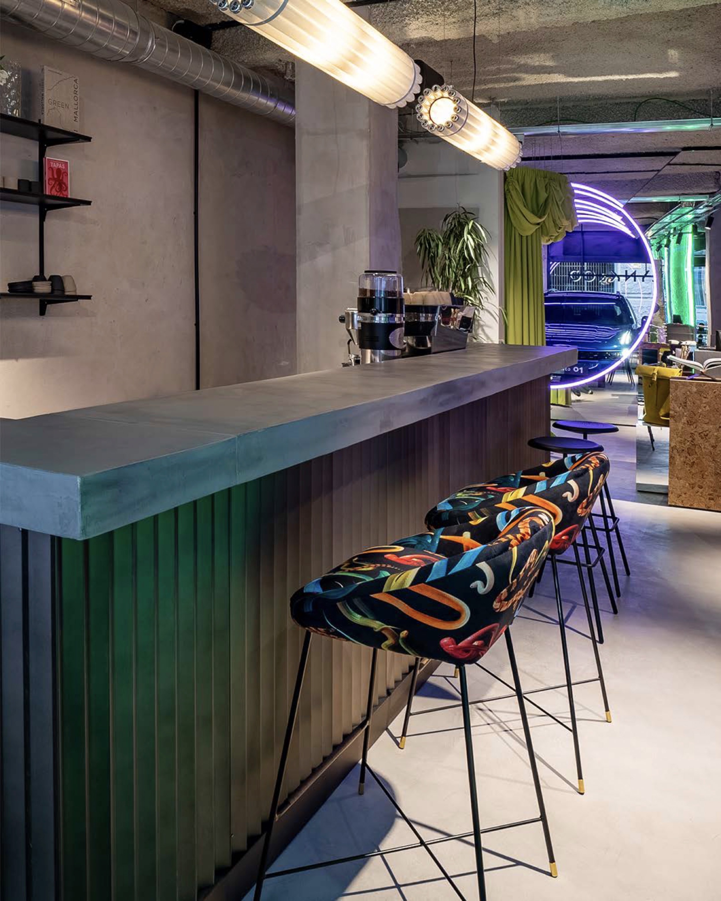 Onn-lighting-Project-Lynk-Co-4