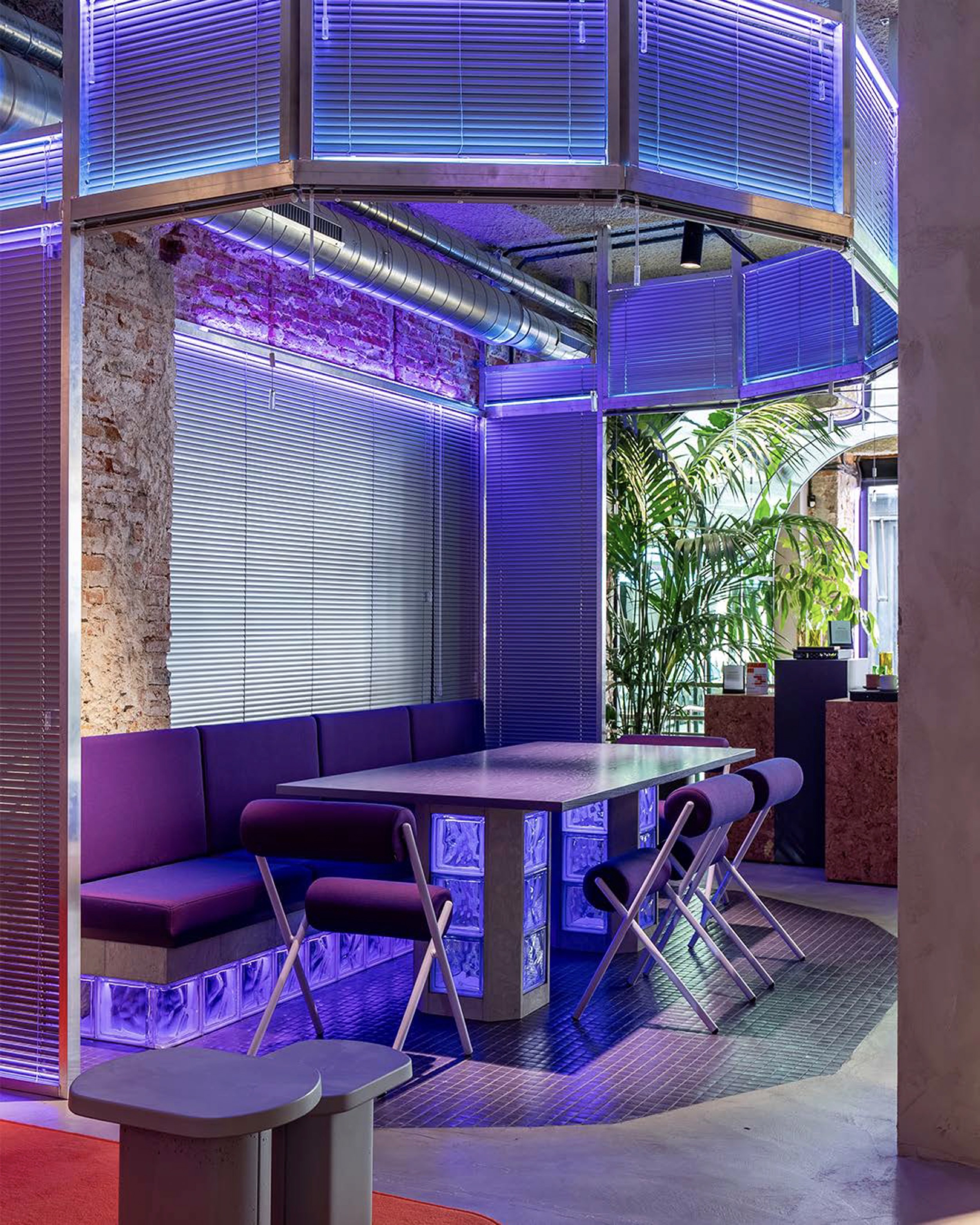 Onn-lighting-Project-Lynk-Co-5