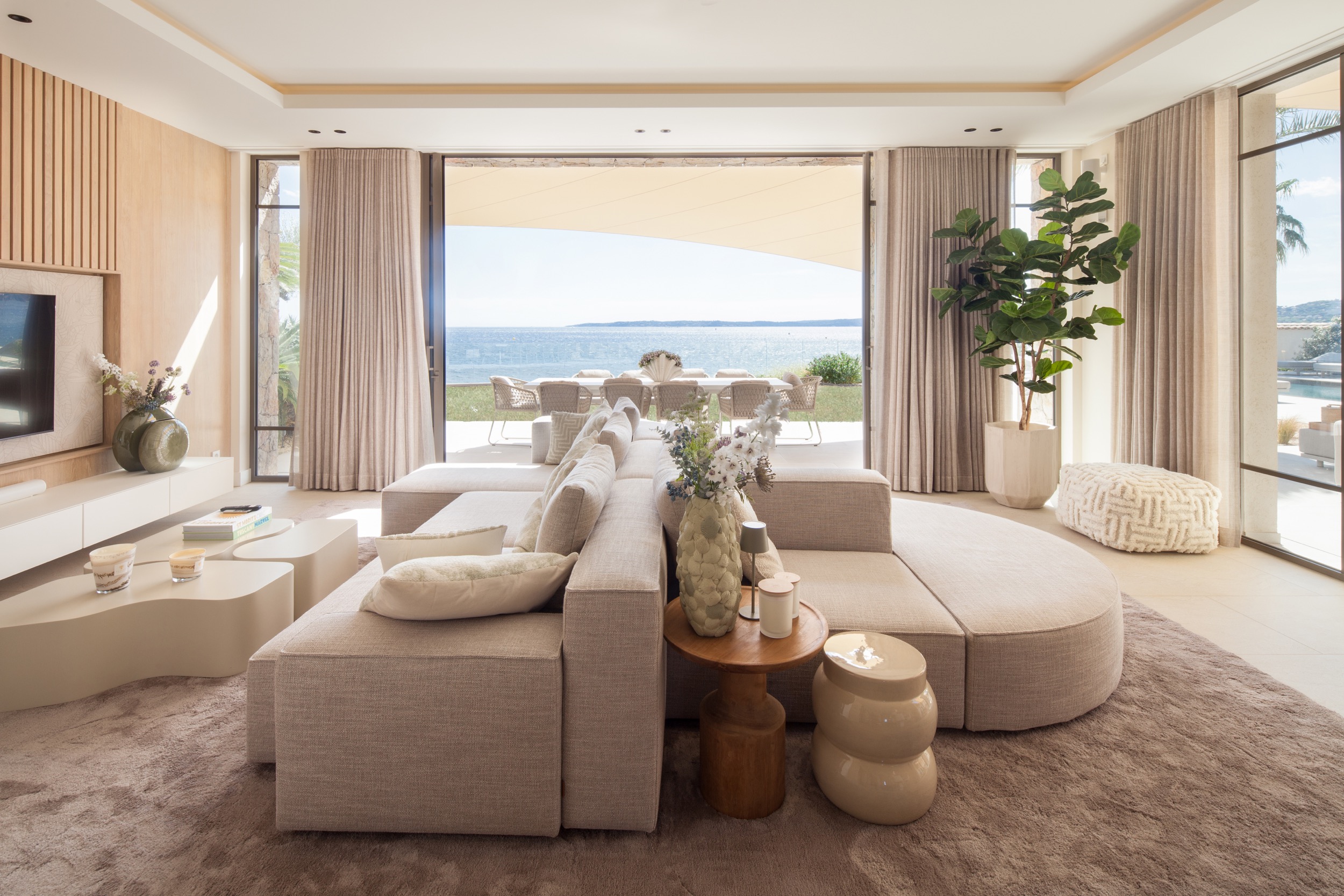 Vila Soleil Onn Lighting 13