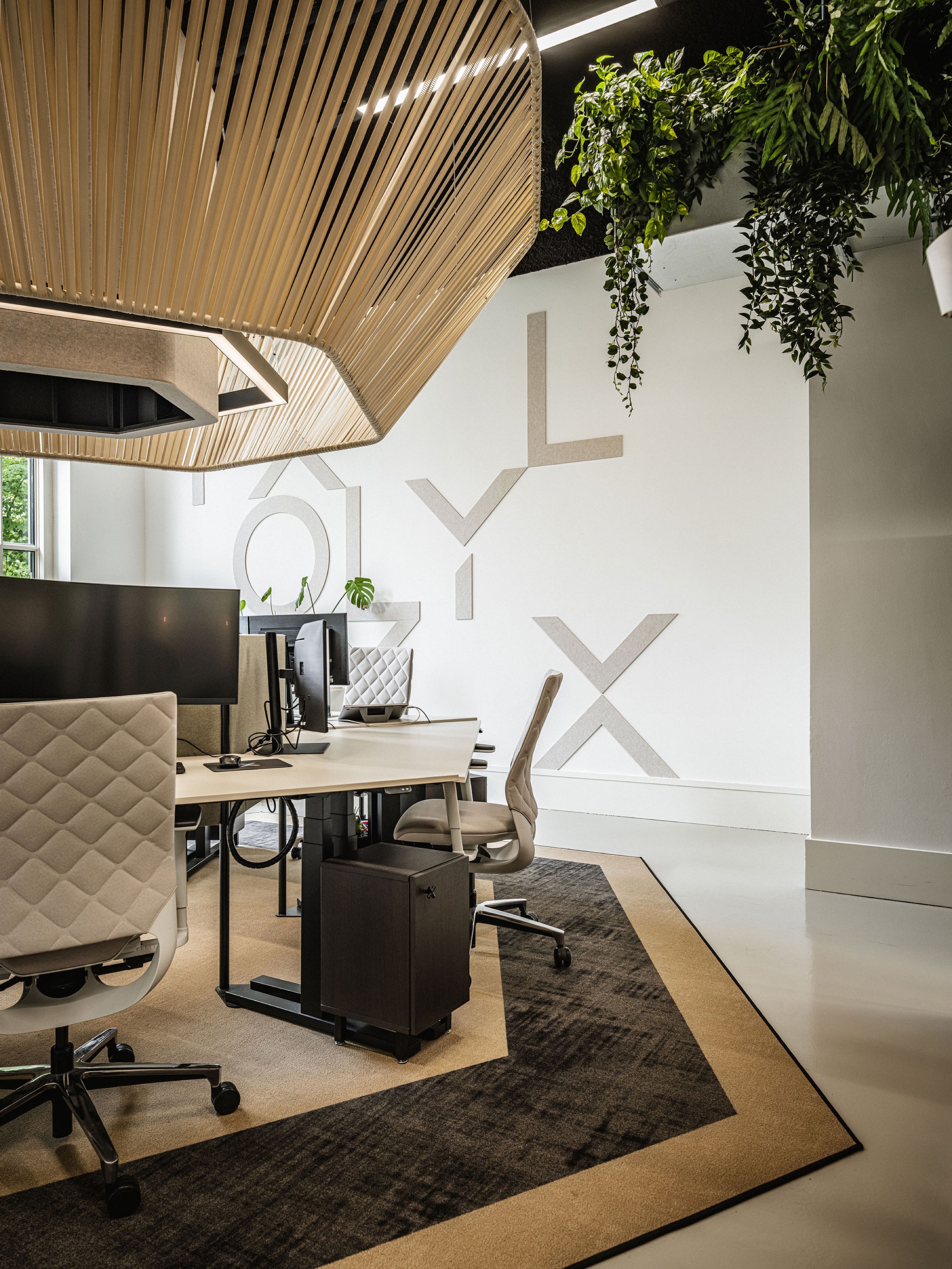 olyx-office-space-onn-lighting-9